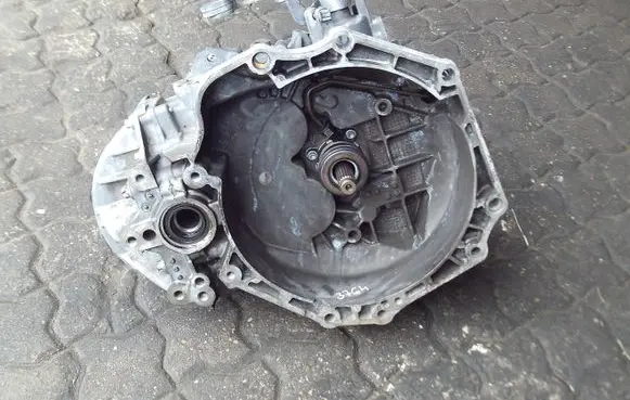 Opel Astra K Manual 6 speed gearbox M32 LE2