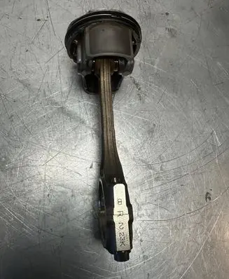 Toyota Auris 150 Piston with connecting rod 1310137081 ZR1-FE