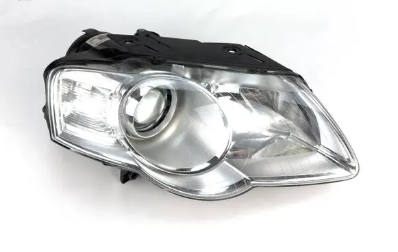Volkswagen PASSAT B6 Headlight/headlamp 3C0941006S