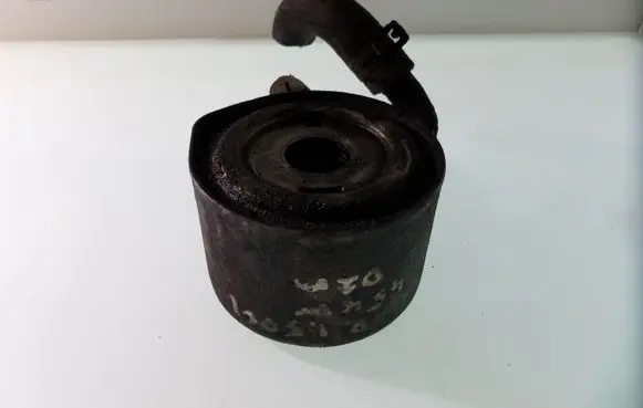Renault Clio II Oil filter mounting bracket 179999 343936
