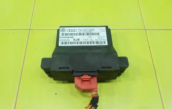 Volkswagen Scirocco Central body control module 7N0907530K ZP26