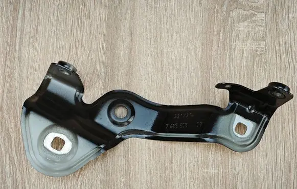 BMW 4 G22 G23 G24 G26 Fender mounting bracket 7486806