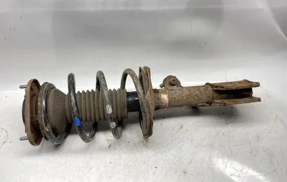 Toyota Avensis T250 Front shock absorber with coil spring