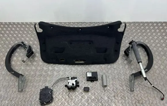 Jaguar XE Tailgate hydraulic set CPLA442A66AE