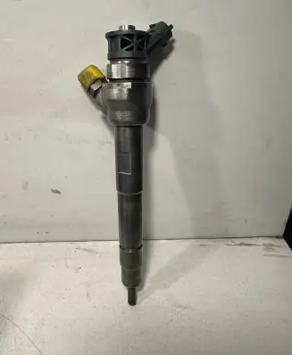 Jaguar XE Fuel injector 0445110664 G4D39K546CA