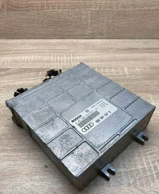 Audi A4 S4 B5 8D Engine control unit/module ECU 8D0907557B 0261203554 USED