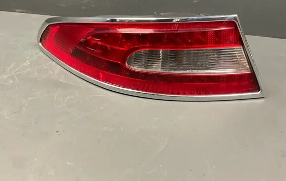Jaguar XF Rear/tail lights 8X2313405BC 2VP23804703 239303