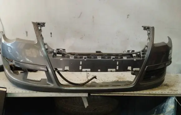 Volkswagen PASSAT B6 Front bumper