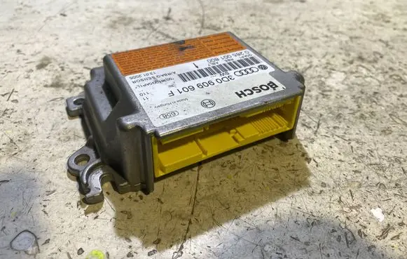 Volkswagen Touareg I Airbag control unit/module 3D0909601F 0285001800