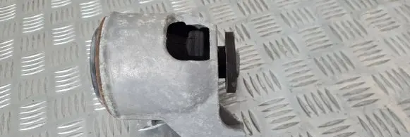 Nissan Murano Z51 Engine mount vacuum valve 