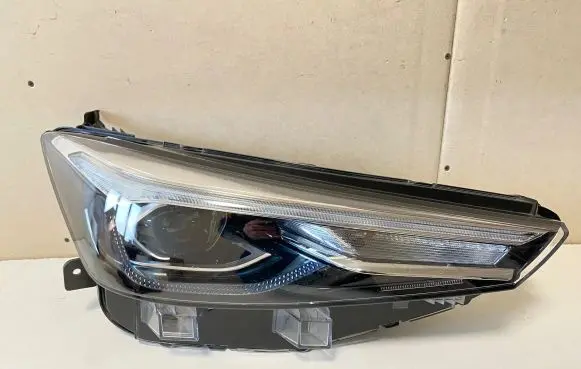 MG MG5 ev Headlight/headlamp 10796250