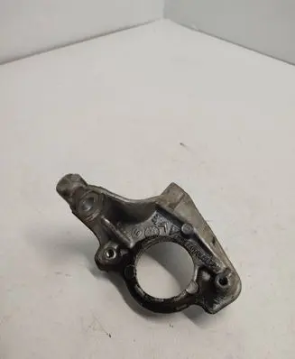 Peugeot 308 Engine mounting bracket 9801017180