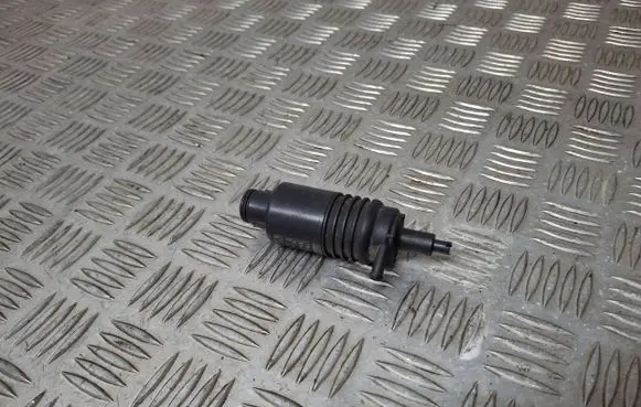 Audi A4 S4 B5 8D Windscreen/windshield washer pump 4A0955651