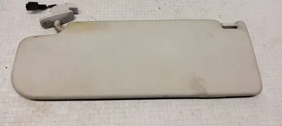 Volkswagen PASSAT B5 Sun visor 3B0857552