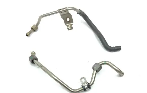 Fuel injector supply line/pipe
