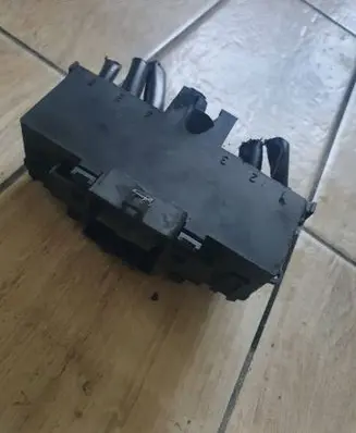 Mercedes-Benz C W203 Fuse module A2035450803