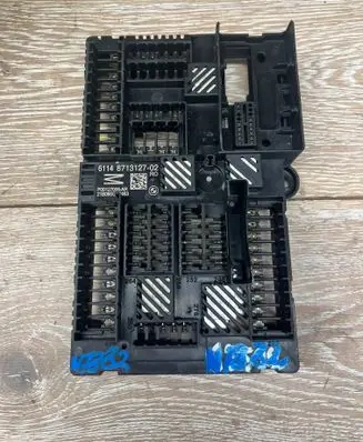 BMW 7 G11 G12 Fuse module 8713127