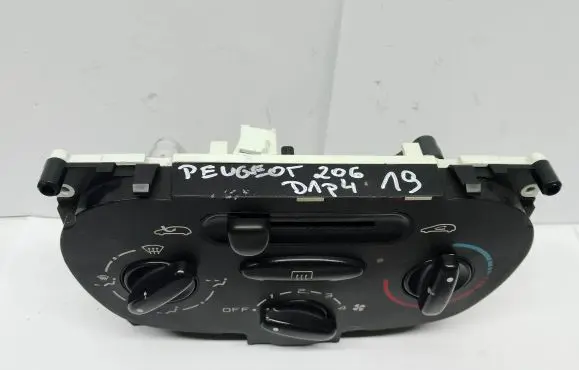 Peugeot 206 CC Climate control unit 64138