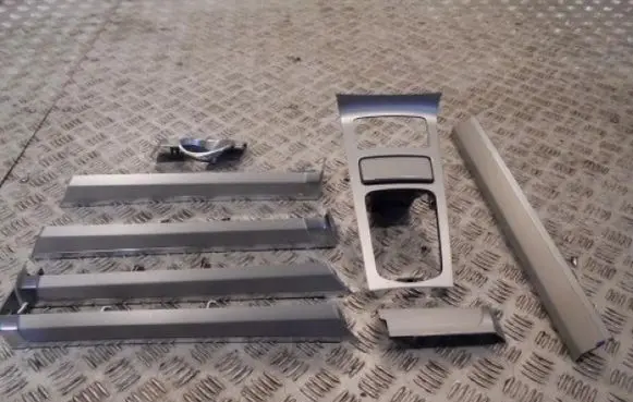 Mercedes-Benz 190 W201 Front door trim (molding) 