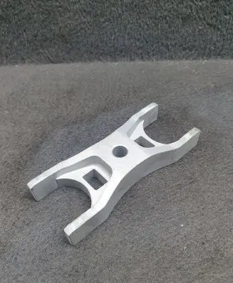 Audi A6 C7 Fuel Injector clamp holder 04L216 04L130216
