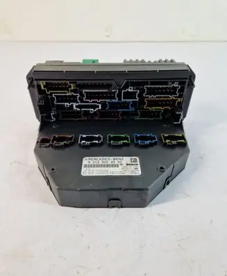 Mercedes-Benz E W212 Fuse module A2129004500