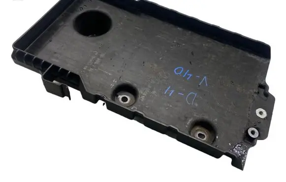 Battery tray