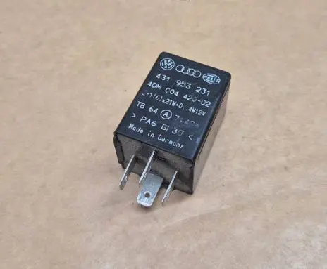 Audi A6 S6 C4 4A Other relay 431953231 11621W 004420