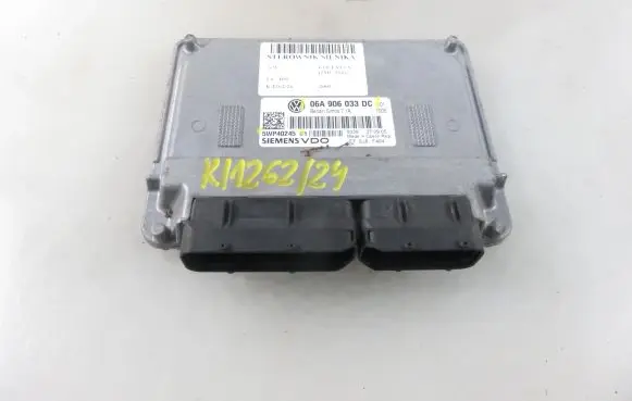 Volkswagen Golf Plus Engine control unit/module 5WP40245 06A906033DC