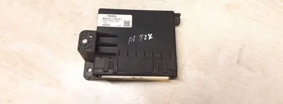Toyota Avensis T270 Comfort/convenience module 8863005251