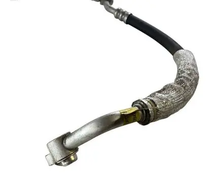 Jeep Grand Cherokee Air conditioning (A/C) pipe/hose 68217212AB