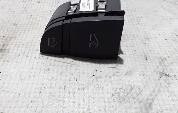 Audi A6 S6 C6 4F Glove box opening button 4F1927227