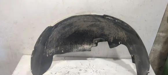 Volkswagen Touareg I Rear arch fender liner splash guards 7L6810972A