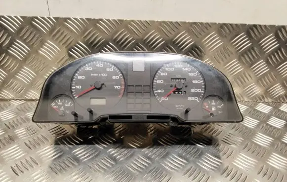 Audi 80 90 B3 Speedometer (instrument cluster) 231020025001 893919067
