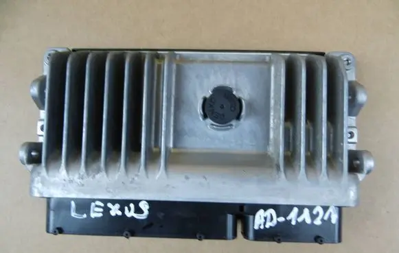 Lexus RX 450H Fuel injection pump control unit/module 896614D380
