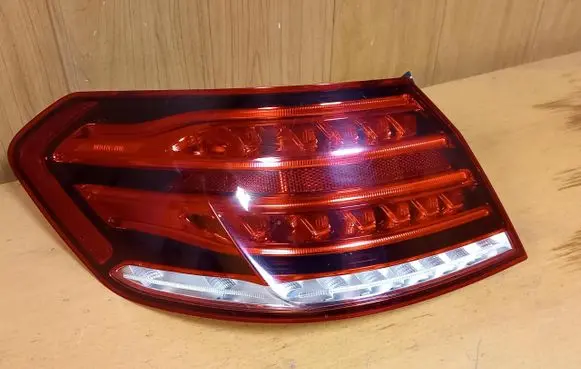 Mercedes-Benz E W212 Rear/tail lights A2129060703