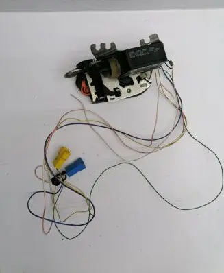 Mercedes-Benz Vaneo W414 Rear door lock A4147300335 456208001001