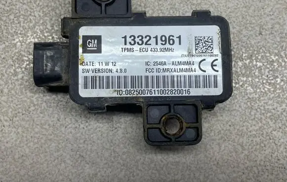 Opel Insignia A Tire pressure control unit 13321961