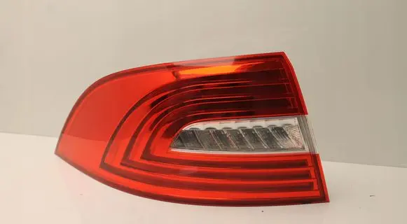 Skoda Superb B8 (3V) Rear/tail lights