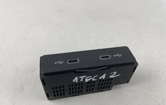 Seat Ateca USB socket connector 575035736B