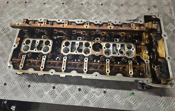 BMW 5 GT F07 Engine head 11111400608 760510202 155730401
