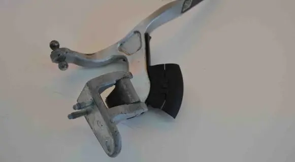 Mercedes-Benz E W211 Tailgate/trunk/boot hinge