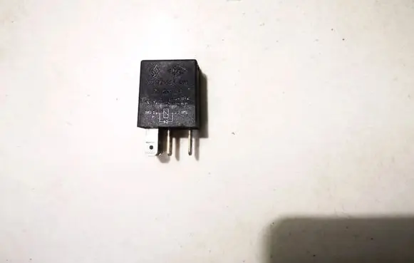 Renault Laguna II Other relay 7700414484 29201041
