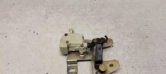Volkswagen Golf IV Central locking motor 1J9827425D