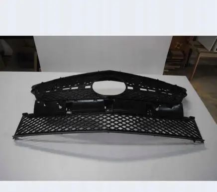 Mercedes-Benz SLK R172 Front bumper upper radiator grill A1728880160