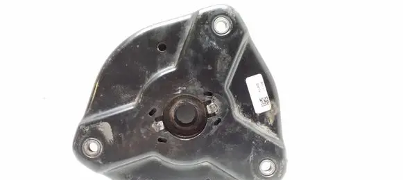 Mercedes-Benz C W204 Coil spring mount A2043201273