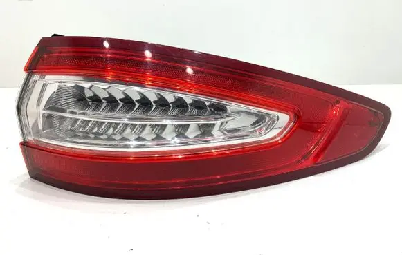 Ford Mondeo MK V Rear/tail lights DS73-13404-FJ