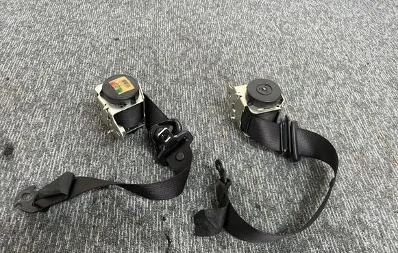 Opel Corsa D Seat belt trim 