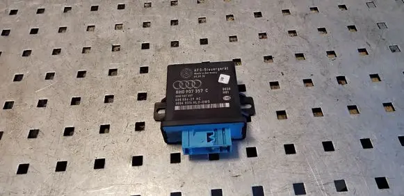 Audi A4 S4 B8 8K Light module LCM 8H0907357C