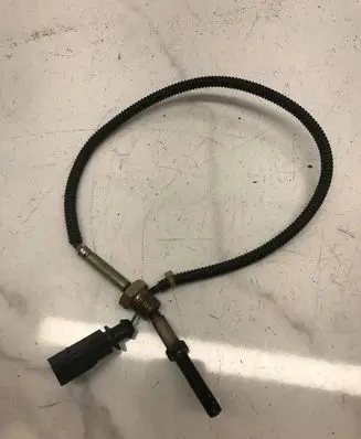 Audi A5 8T 8F Exhaust gas temperature sensor 059906088AK 27320086 59906088AT