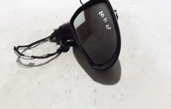 Front door electric wing mirror